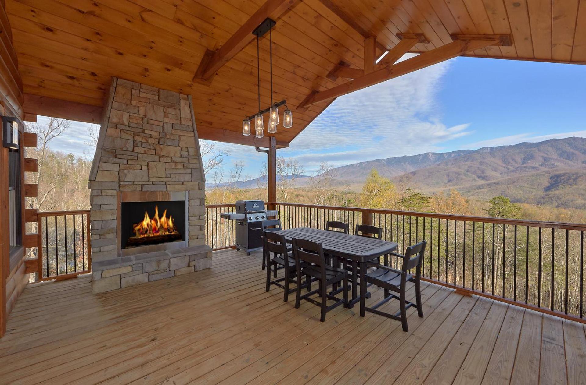 Misty Mountain Adventure Lodge Gatlinburg Eksteriør billede